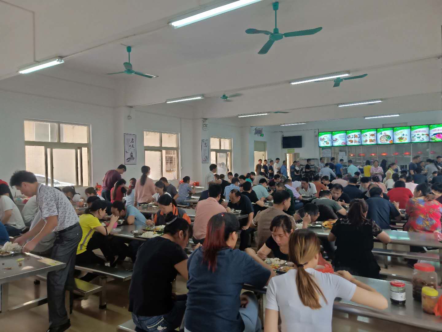 亚洲精品一区二区三区新线路